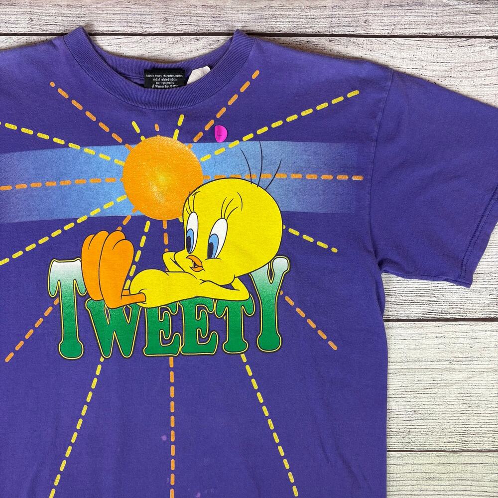 Vintage 1997 Tweety Bird Looney Tunes Cartoon T-shirt